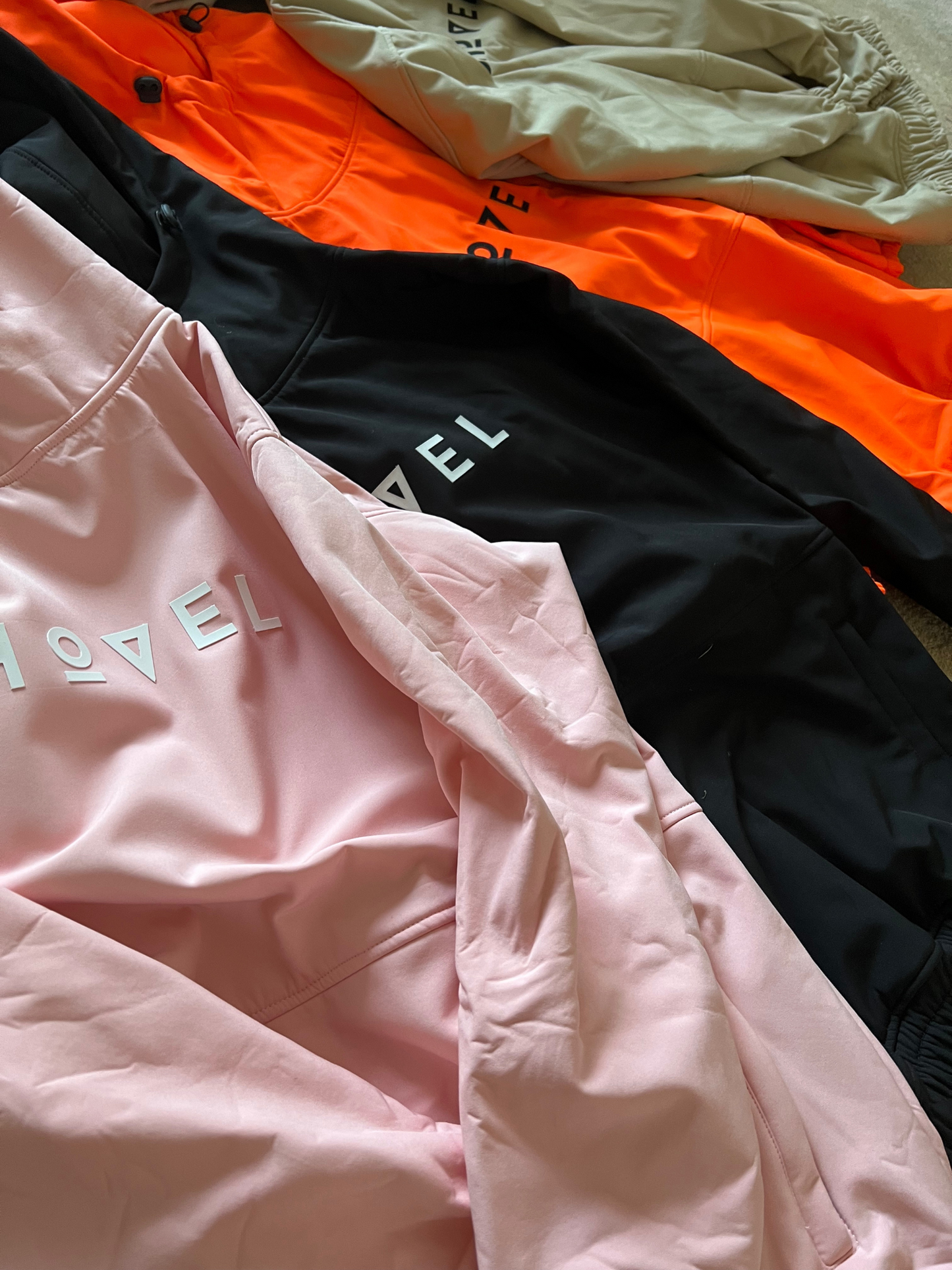 Shovel softshell hoodie jacket